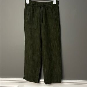 Athleta Women’s Linen Forest Green Pants - Size XS